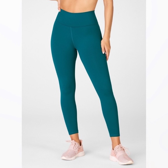 💚💙Fabletics leggings!💙💚 - Picture 3 of 10